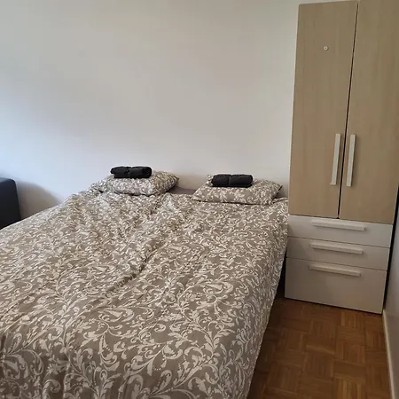 Convenient * Helsínquia